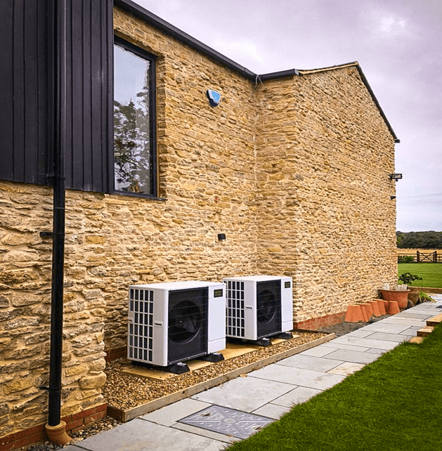 From small flats to large detached houses and from an office block to a school, air source heat pumps are the renewable, low carbon alternative to traditional high carbon heating systems.